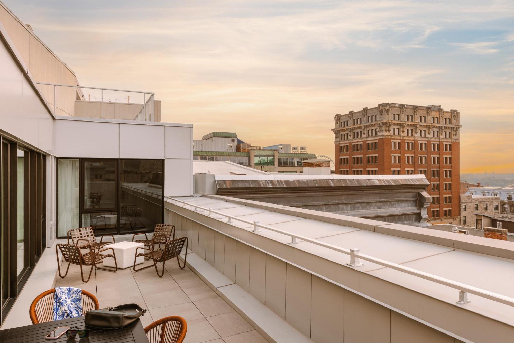 Sonder Lambert Aparthotel Montreal Exterior photo