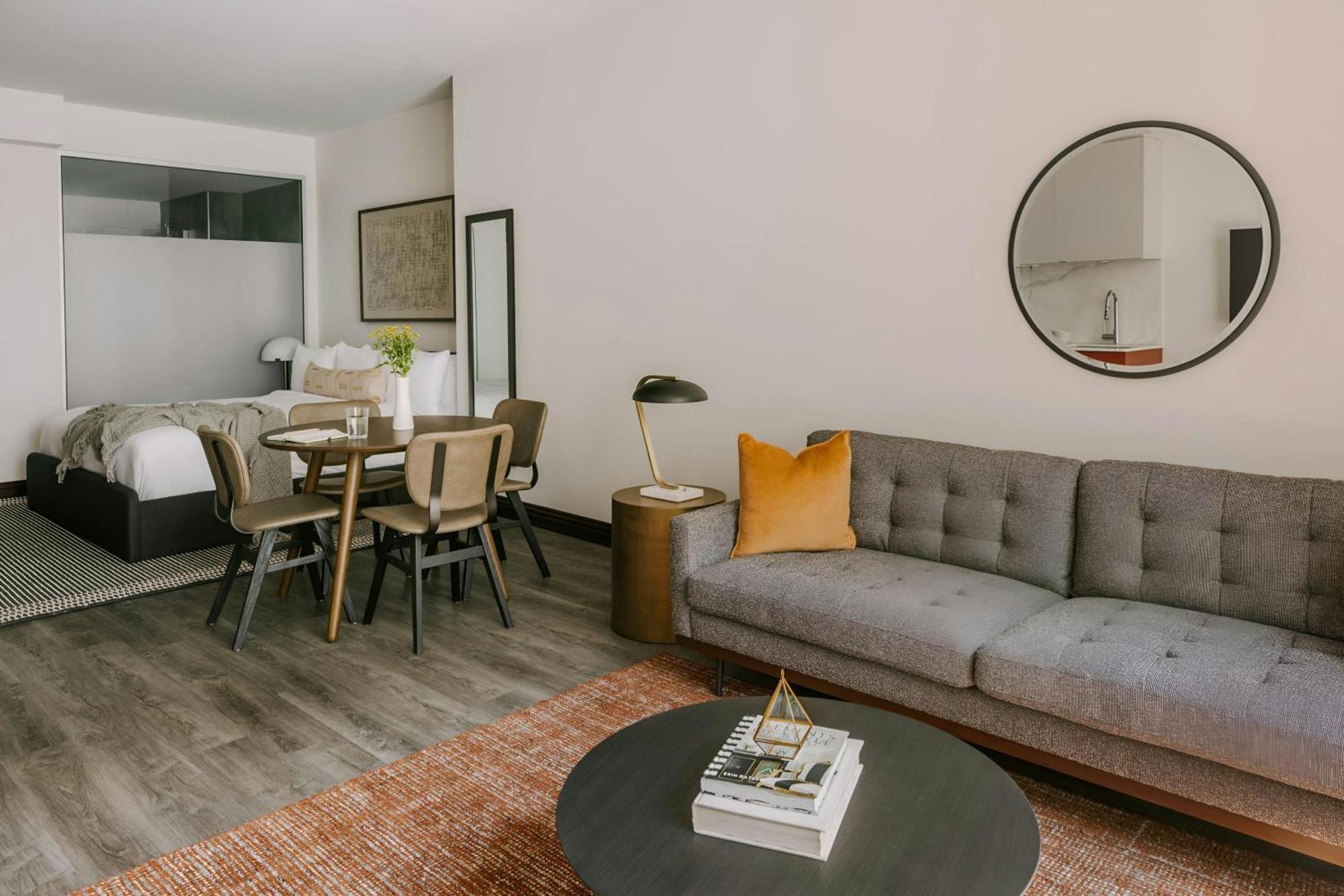 Sonder By Marriott Bonvoy Lambert Apartments Old Montreal Exterior photo